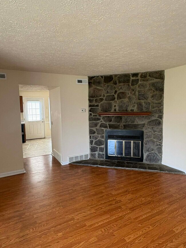 Building Photo - 1706 Oshea St