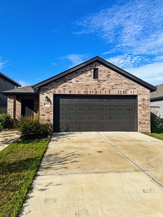 Building Photo - 4538 Pinehurst Trce Dr