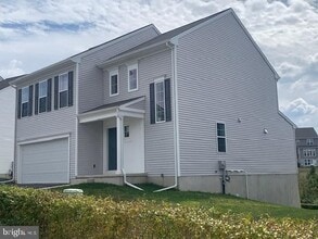 Building Photo - 1771 Bradley Dr