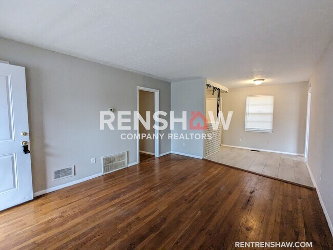 Building Photo - 2992 Allshore - Upgraded 3 Bed / 2 Bath - ...