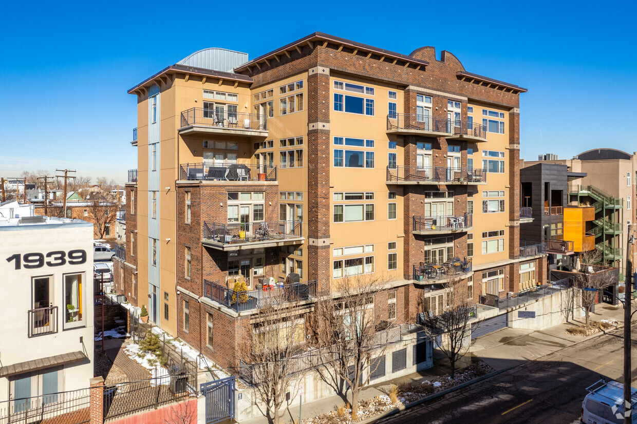 Southwest Corner - Highland Lofts