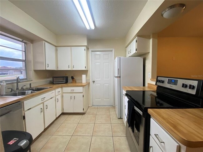 Building Photo - 278 Boundary Blvd