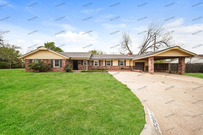 Photo - 5201 N Michigan St House