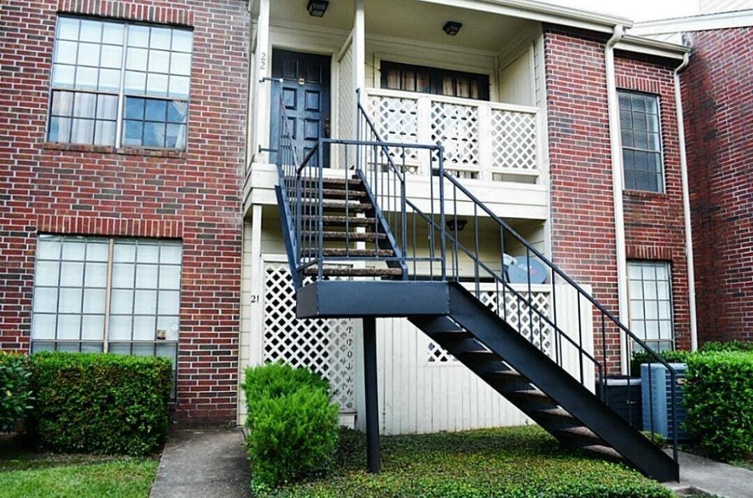 Primary Photo - 8055 Cambridge Street, Unit 21