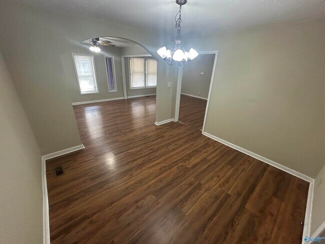 Building Photo - 4742 Bluehaven Dr NW