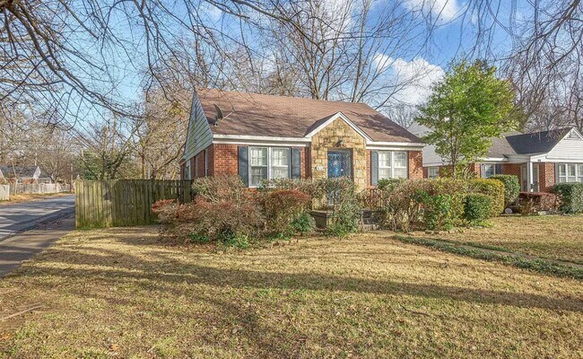 Foto del edificio - 3 bed, 1 bath near the University of Memphis