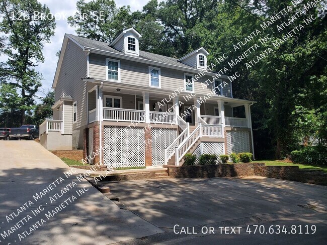 Foto del edificio - 128 Brook Cir SE