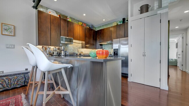 Foto del edificio - 2307 15th St NW