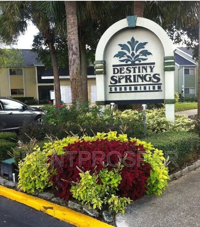 Foto del edificio - 938 Lake Destiny Rd