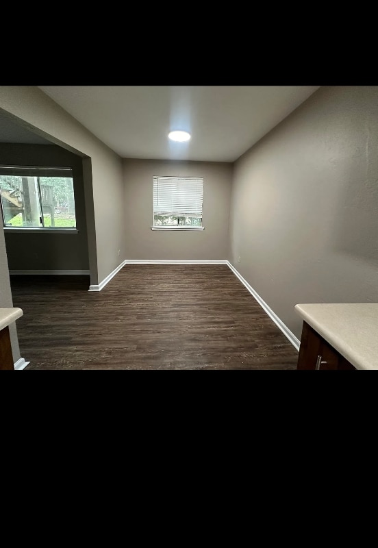 Building Photo - 1409 Shallow Brook