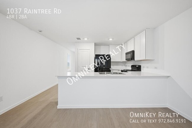 Building Photo - 1037 Raintree Rd