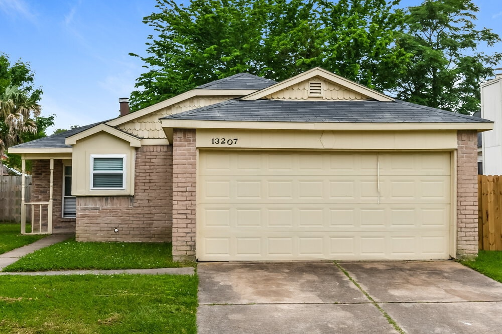 Foto principal - 13207 Pebblewalk Cir S
