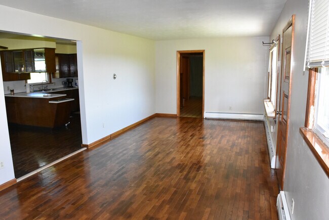 Building Photo - 8808 Franklin Pike