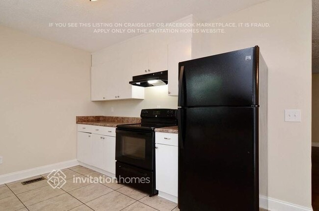 Building Photo - 3421 Stone Ridge Dr