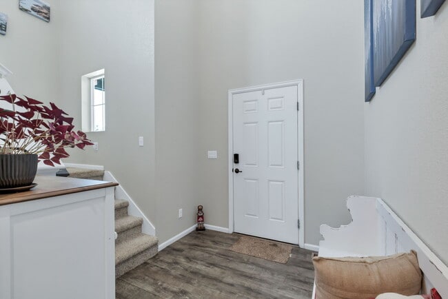 Building Photo - 15966 E Otero Cir