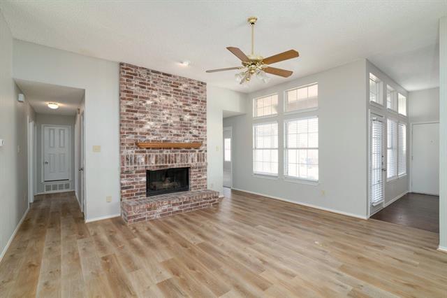 Foto del edificio - 6813 Aimpoint Dr