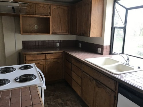 Building Photo - Updated Farmhouse