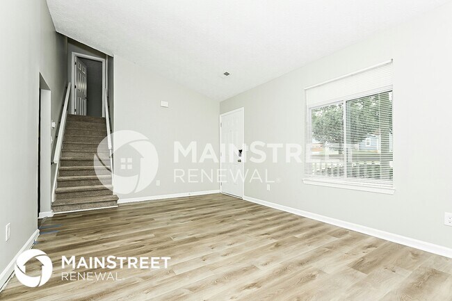 Foto del edificio - 3042 Medina Dr