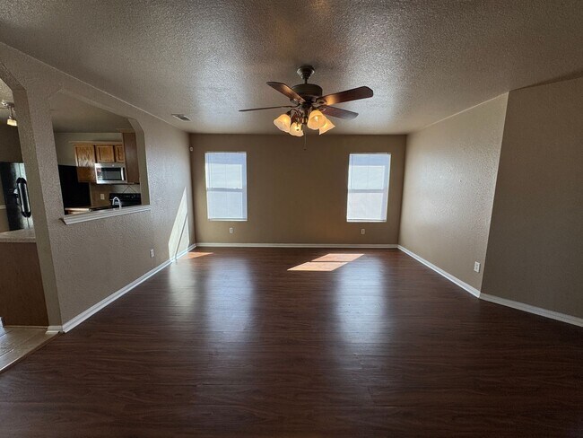 Building Photo - 2603 John Porter Dr