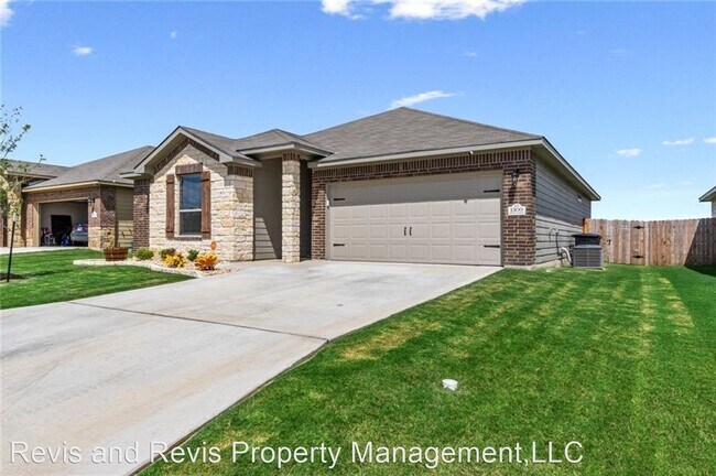 Building Photo - 4 br, 2 bath House - 1309 LAKEWAY CROSSING...