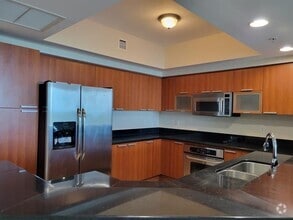 Building Photo - 15051 Royal Oaks Ln