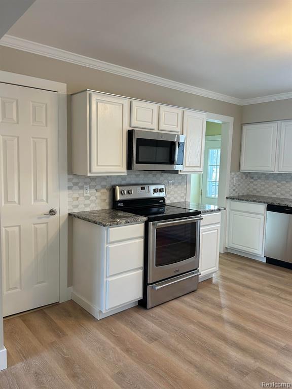 Foto del edificio - 4610 White Lake Rd