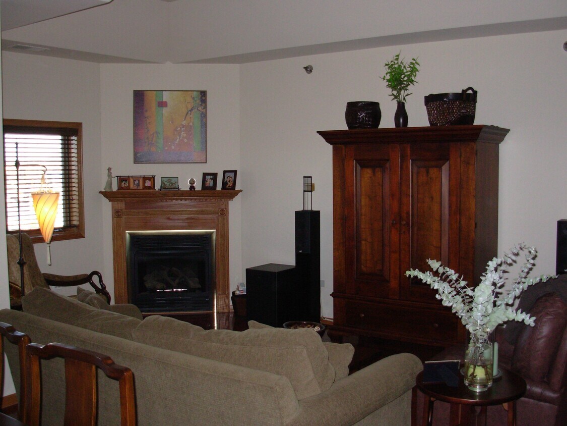 Foto del edificio - 4407 Pershing Ave