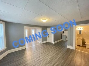 Building Photo - 601 Hevey St