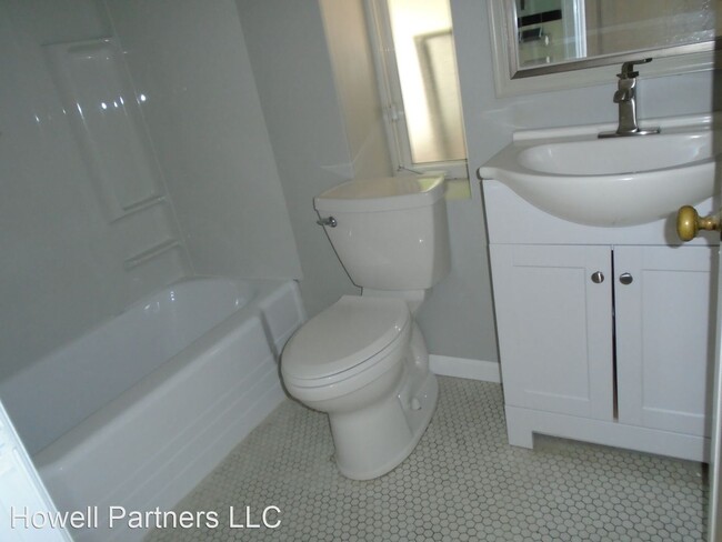 Building Photo - 2521 Hackberry St