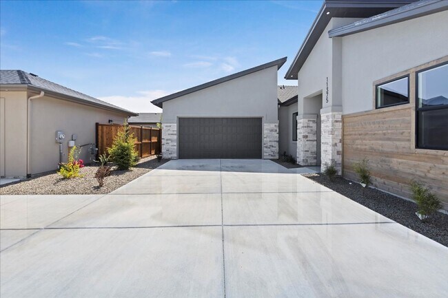 Foto del edificio - 11375 W Perthshire Ln