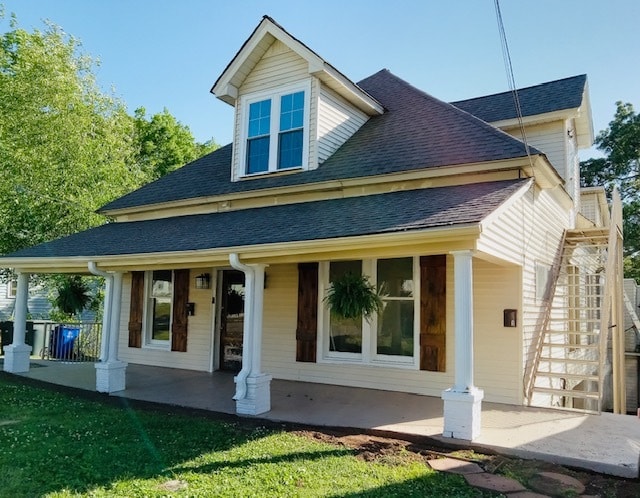 Building Photo - 304 Plum St