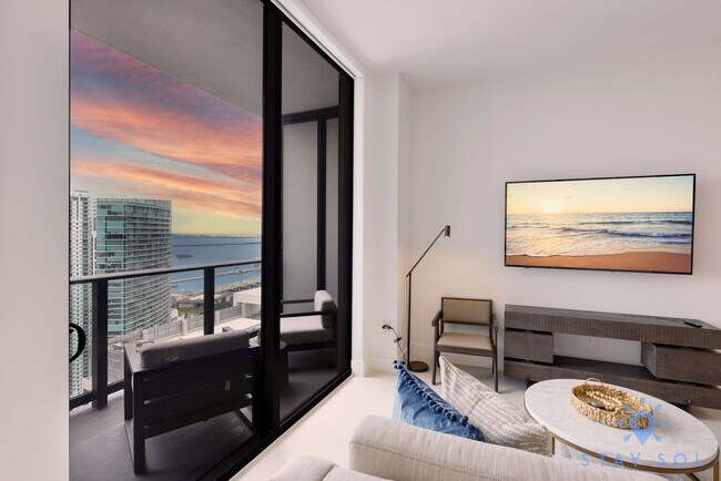 Foto del edificio - 601 NE 1st Ave