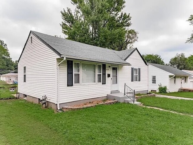 Building Photo - 6818 Eisele St