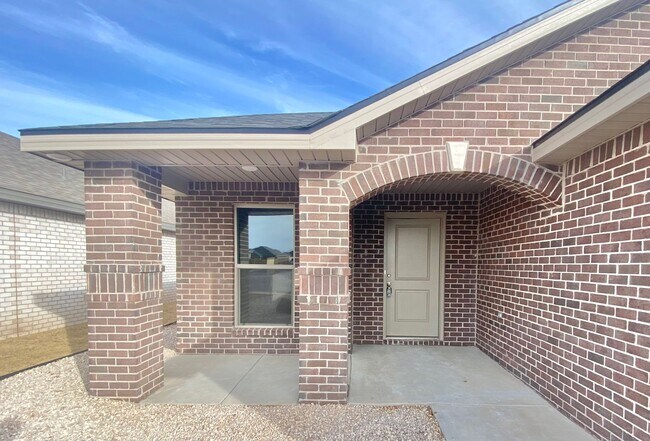 Building Photo - Great 3/2/2 now available in Bell Farms.