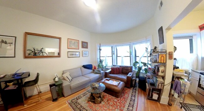 Foto del edificio - 1463 Beacon St