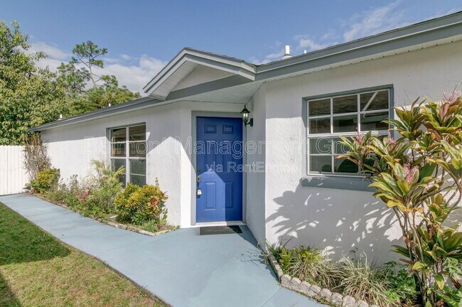 Building Photo - 9921 Dean Cove Ln