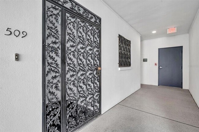 Foto del edificio - 4950 Gulf Blvd