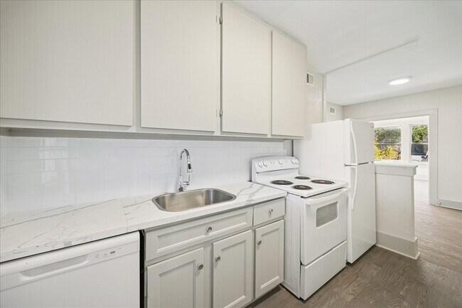 Foto del edificio - 1632 Hawthorne St