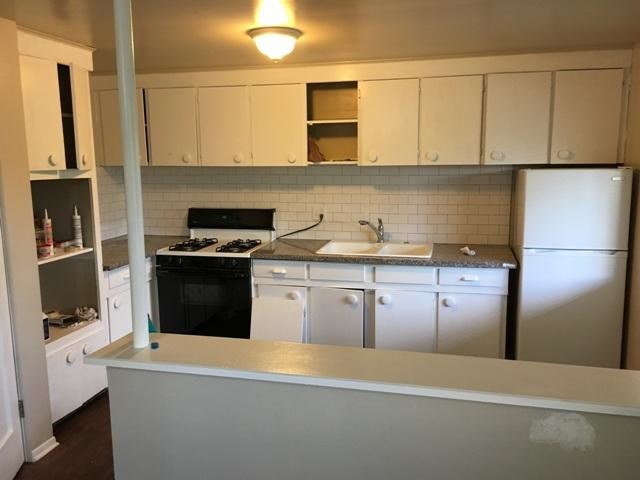 Primary Photo - 4900 W. 8th Ave