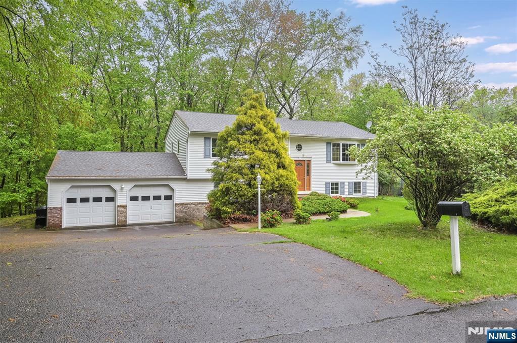 Primary Photo - 413 Obrien Ct