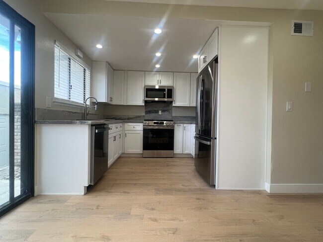 Foto del edificio - 28117 Ridgecove Ct S