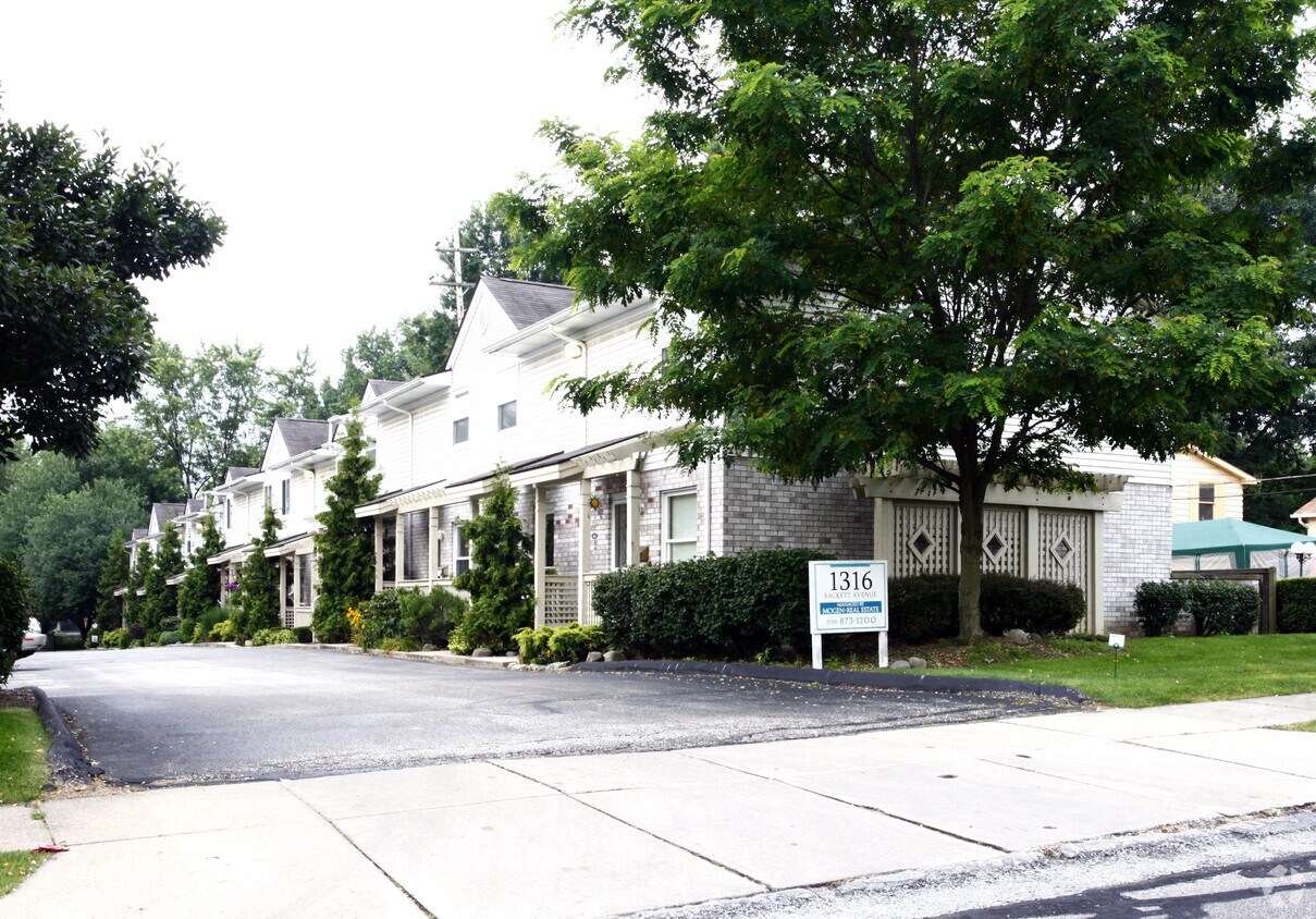 Foto del edificio - Sackett Apartments