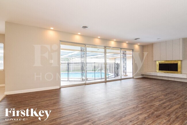 Building Photo - 1961 9th St SE