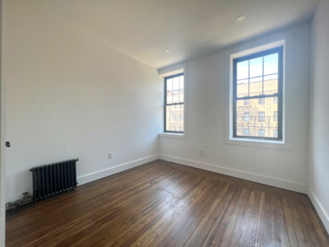 Foto del edificio - 184 Claremont Ave