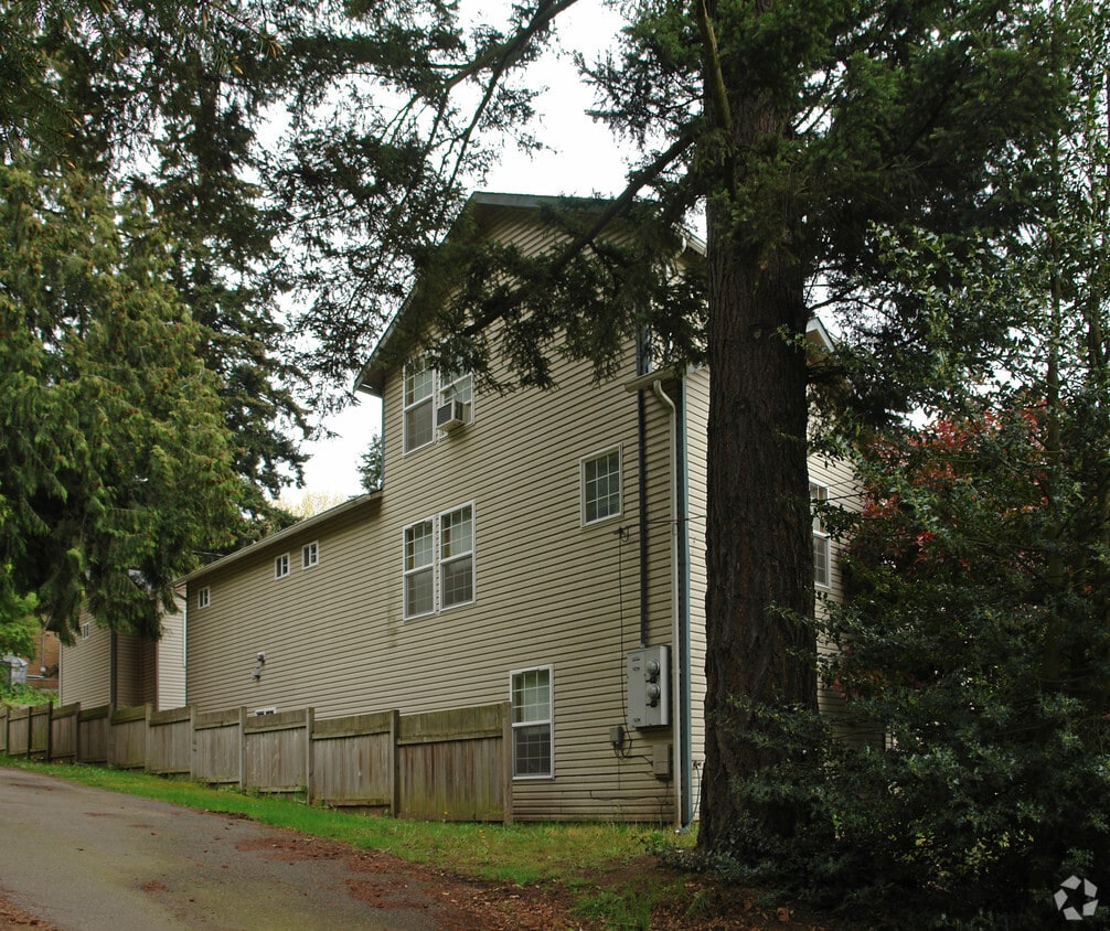 Building Photo - Stone Avenue Apartments