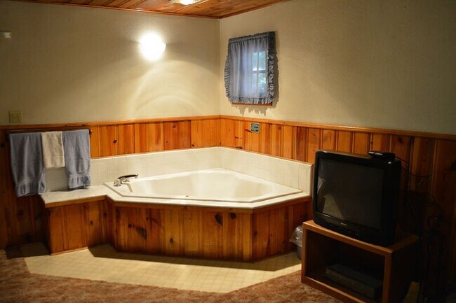 Foto del edificio - 237 E White Mountain Blvd