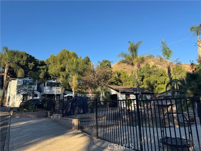 Building Photo - 9859 Foothill Blvd