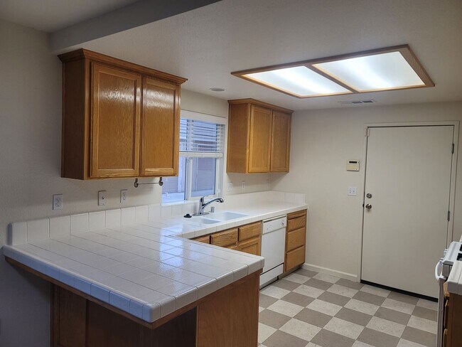 Foto del edificio - 3637 W Babcock Ct