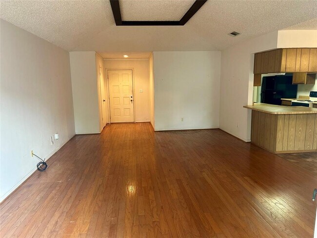 Building Photo - 11103 Bellerive Dr