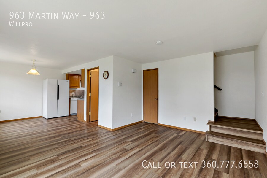 Primary Photo - Martin Way